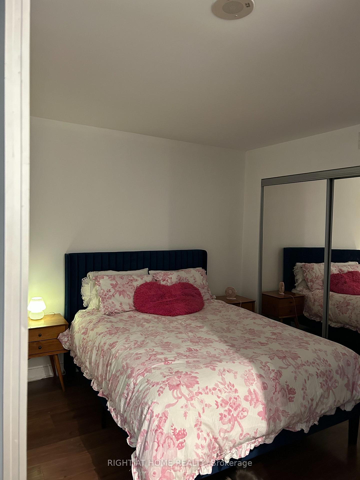 Photo 7 of Unit 232, 78 Tecumseth Street, Toronto, Niagara — HOMEH