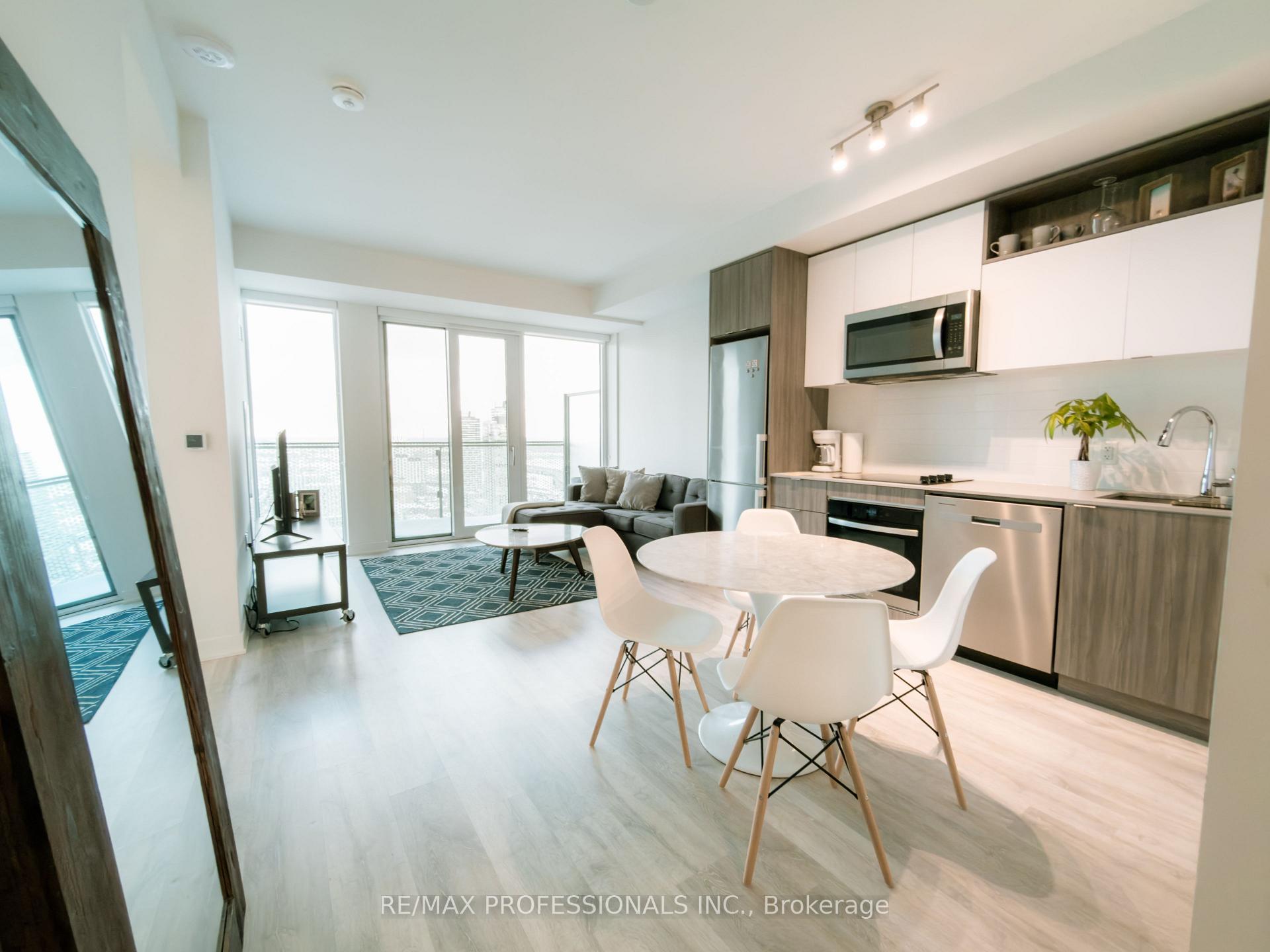 Photo 6 of Unit 2902, 70 Princess Street, Toronto, Moss Park — HOMEH