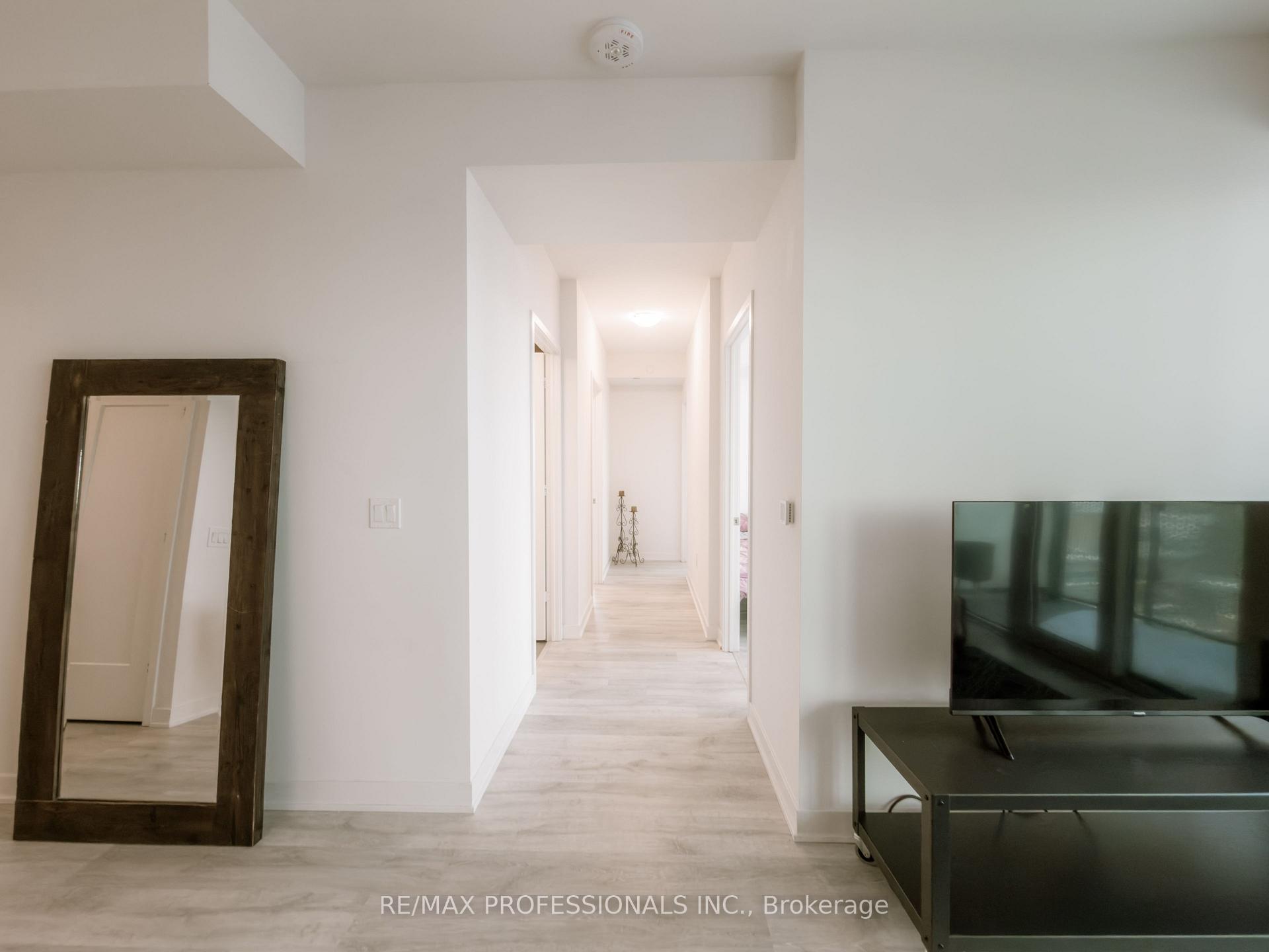 Photo 10 of Unit 2902, 70 Princess Street, Toronto, Moss Park — HOMEH