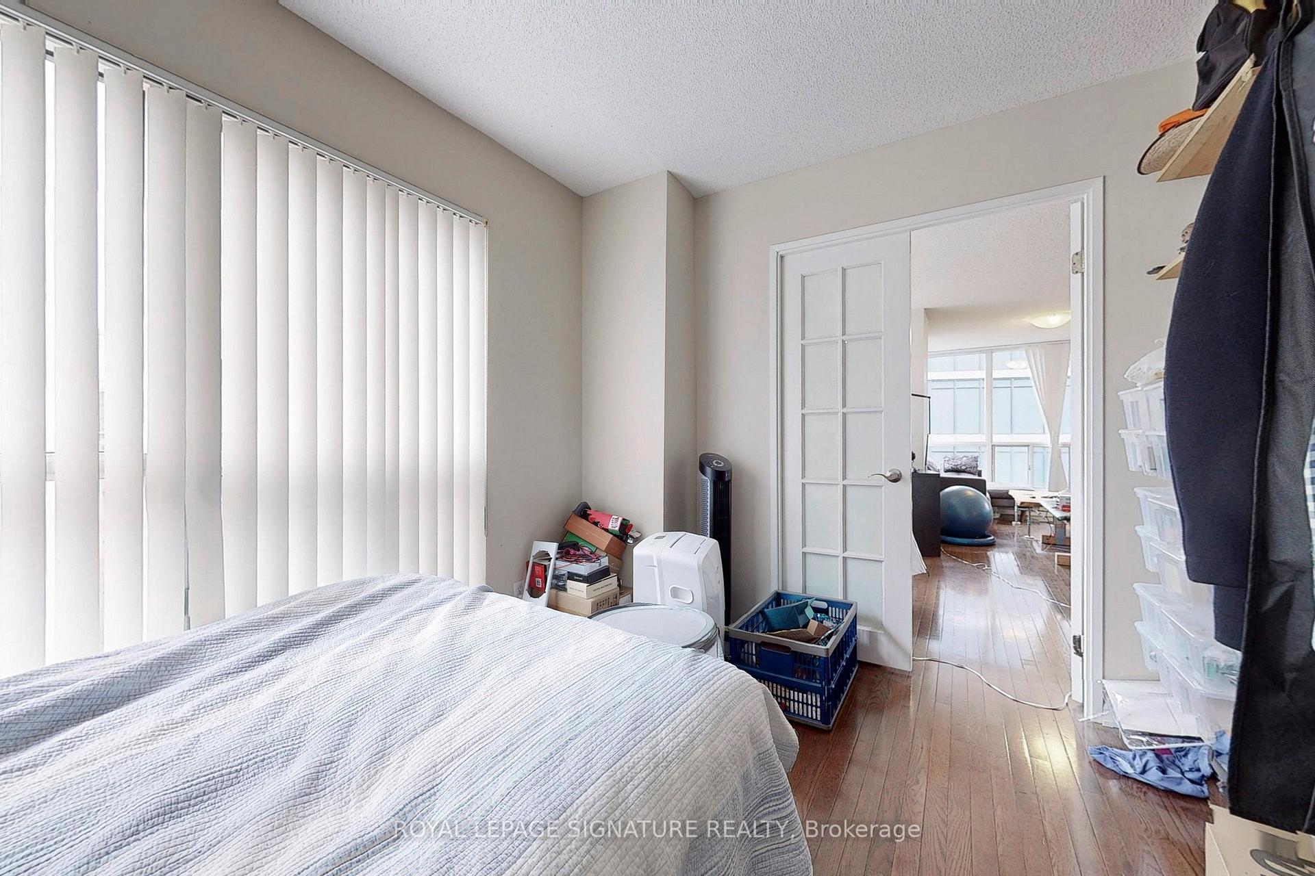 Photo 14 of Unit 1415, 7 Carlton Street, Toronto, Church-Yonge Corridor — HOMEH