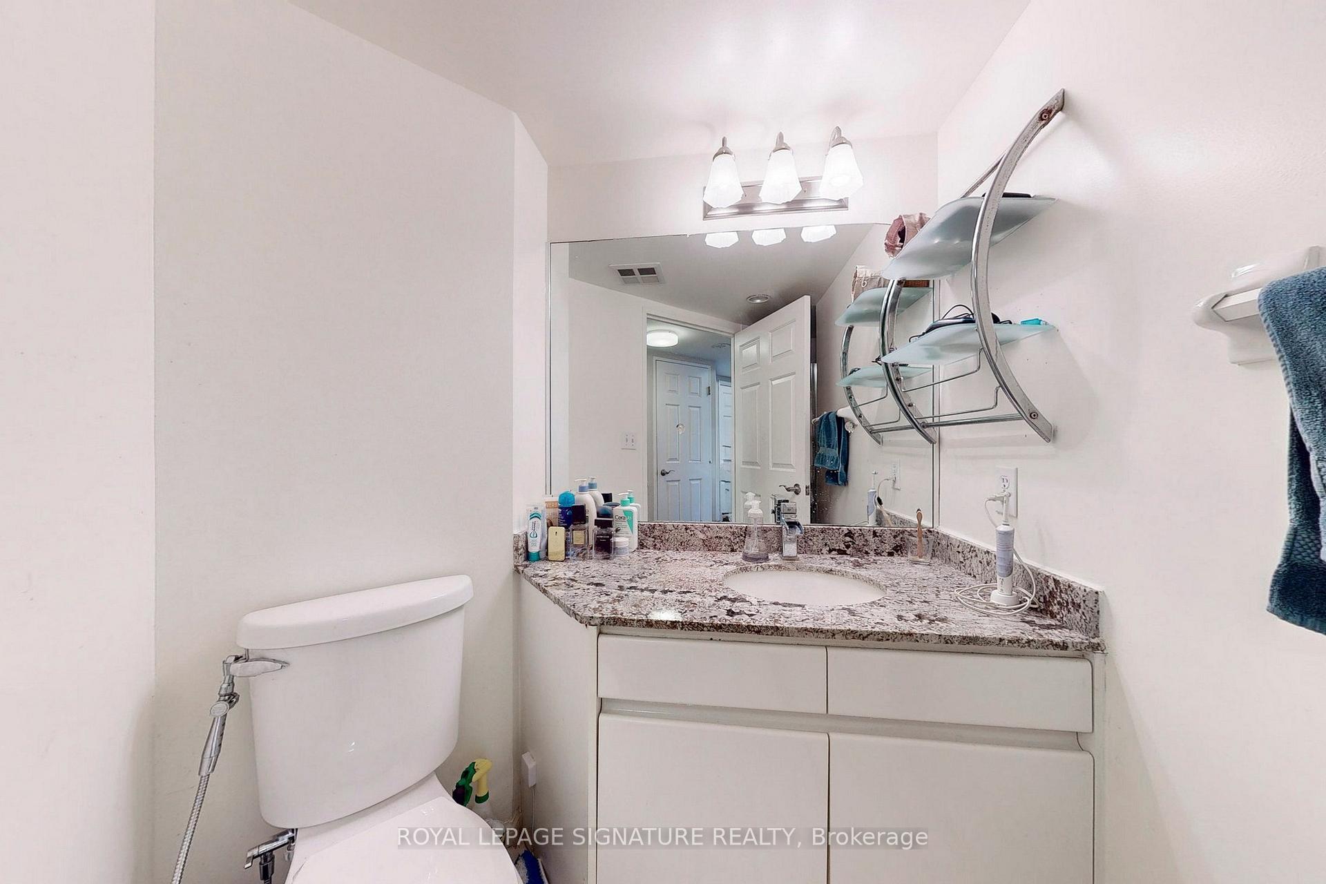 Photo 15 of Unit 1415, 7 Carlton Street, Toronto, Church-Yonge Corridor — HOMEH