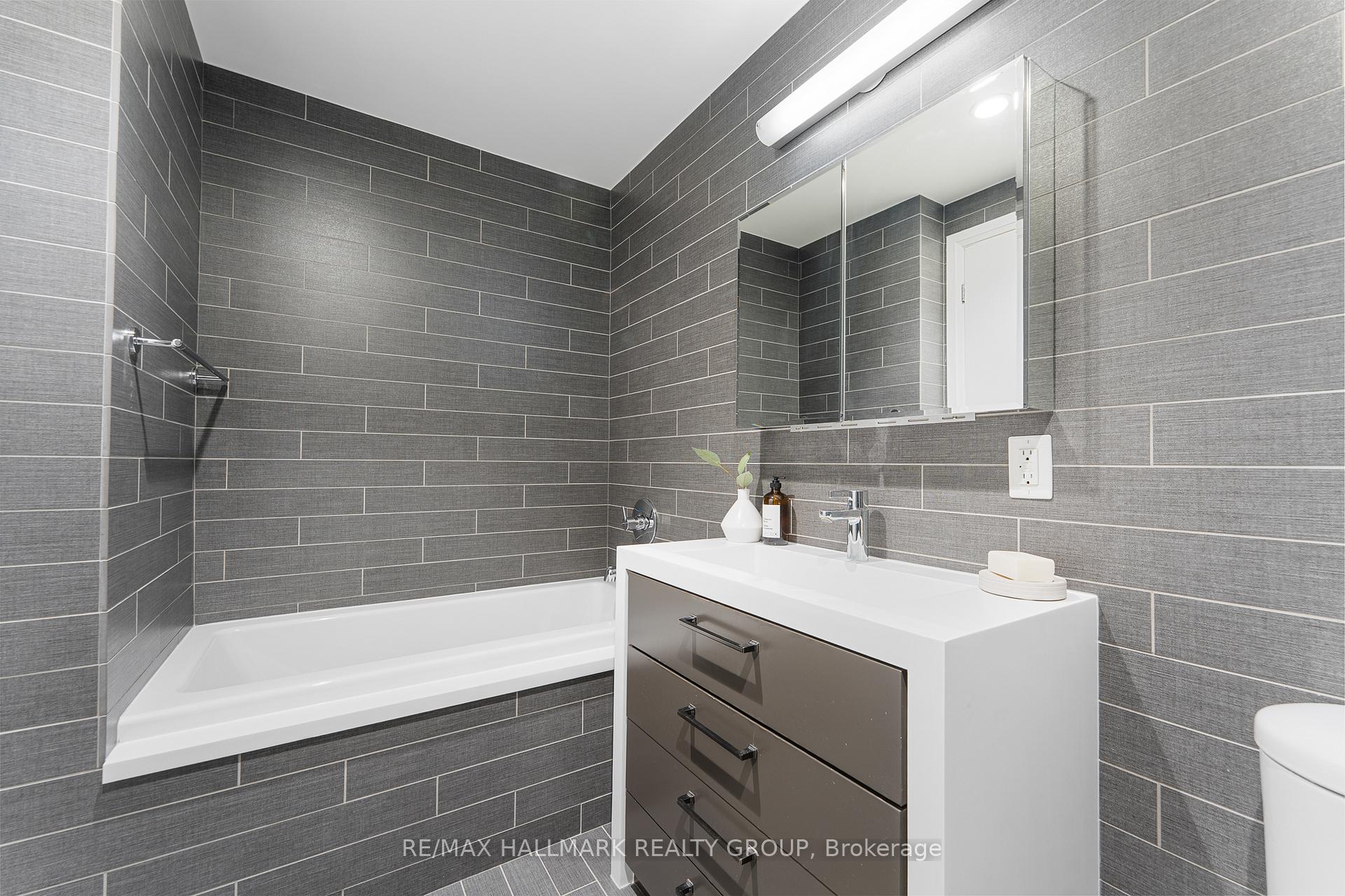 Photo 35 of Unit 1007, 428 Sparks Street, Ottawa, Ottawa Centre — HOMEH