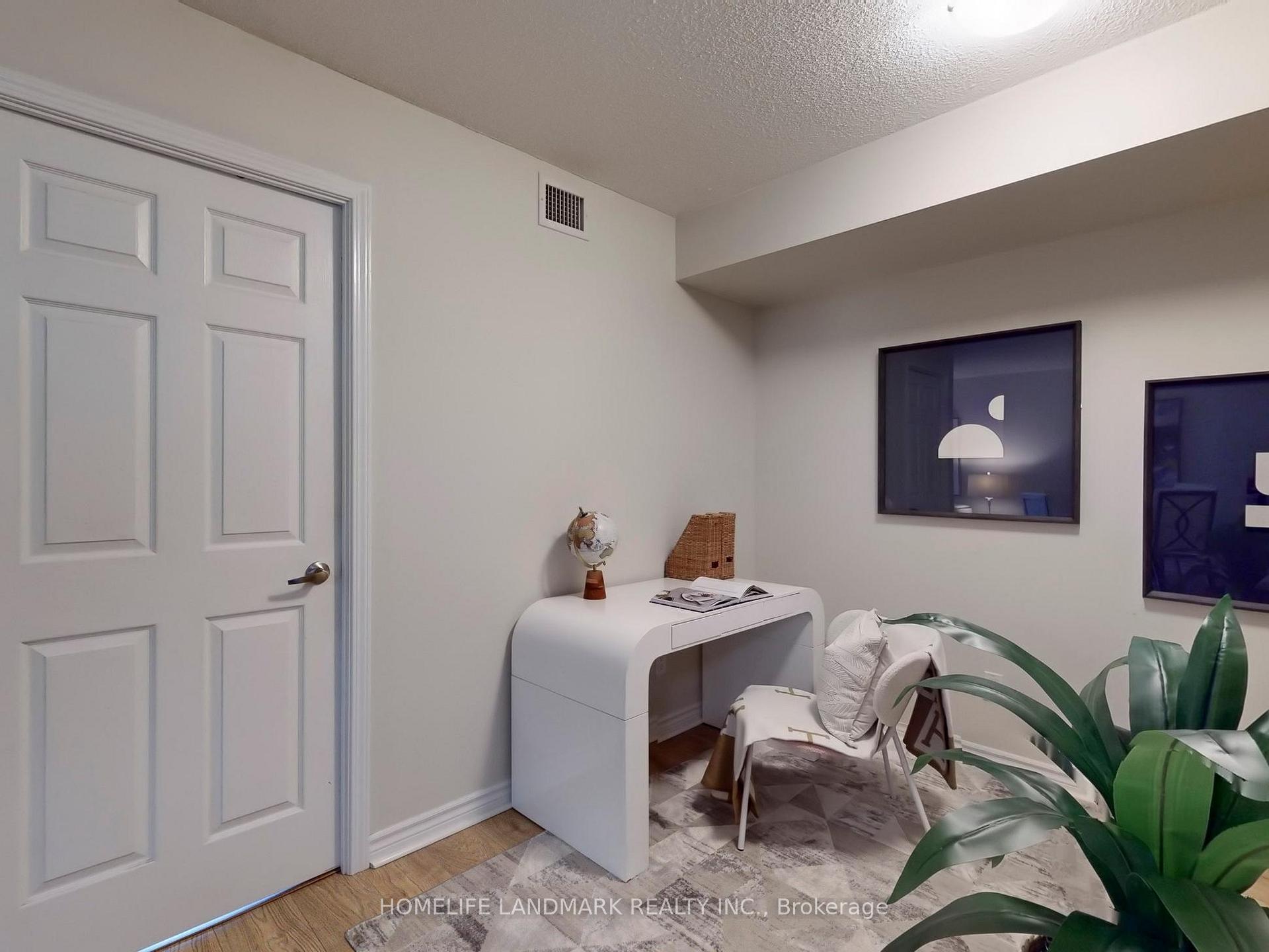 Photo 11 of Unit 820, 25 Lower Simcoe Street, Toronto, Waterfront Communities — HOMEH