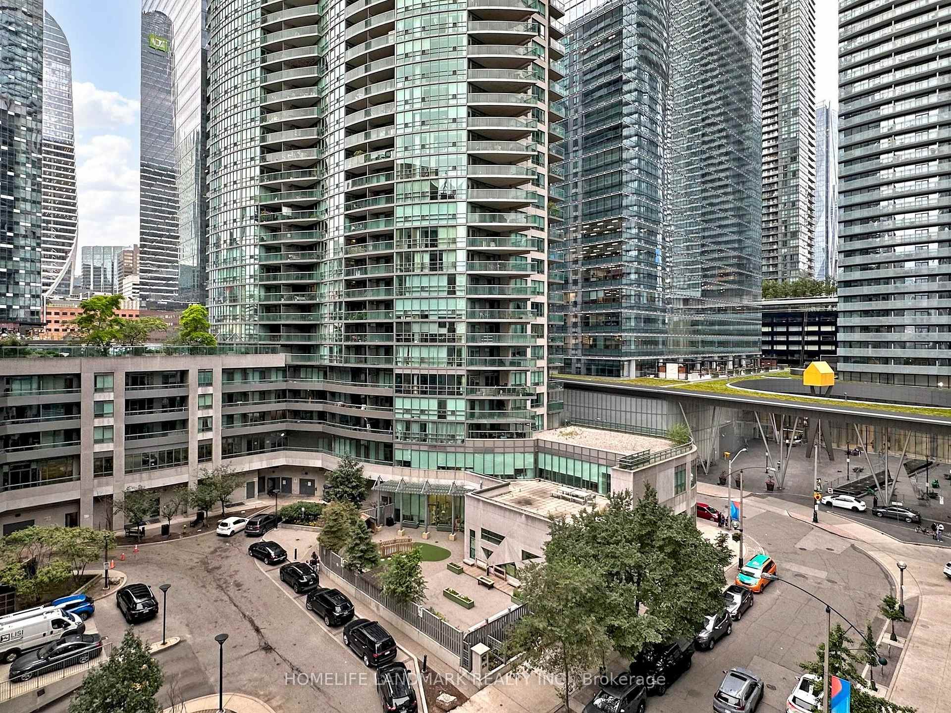 Photo 19 of Unit 820, 25 Lower Simcoe Street, Toronto, Waterfront Communities — HOMEH