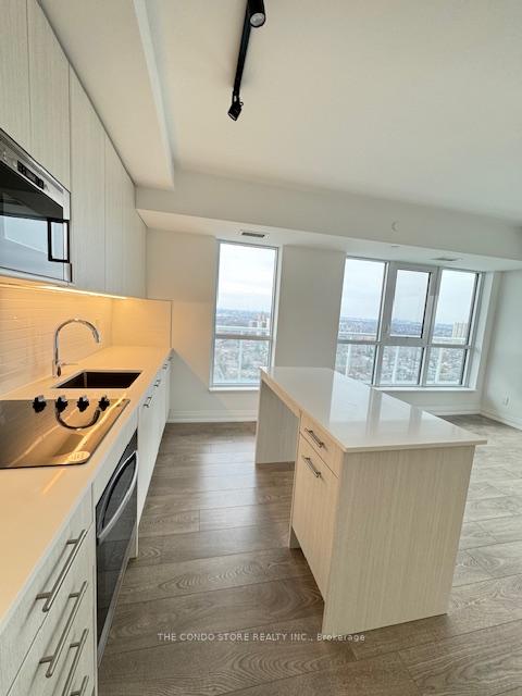 Photo 2 of Unit 2403, 286 Main Street, Toronto, East End-Danforth — HOMEH