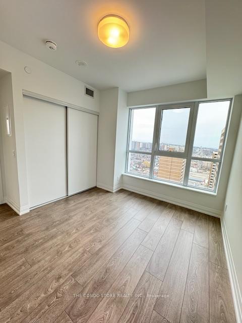 Photo 4 of Unit 2403, 286 Main Street, Toronto, East End-Danforth — HOMEH