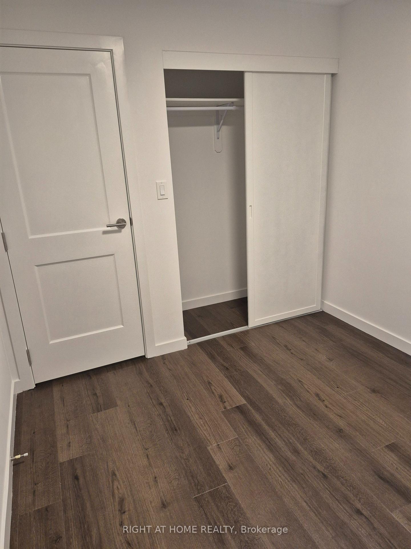 Photo 15 of Unit 12, 113 Marydale Avenue, Markham, Middlefield — HOMEH