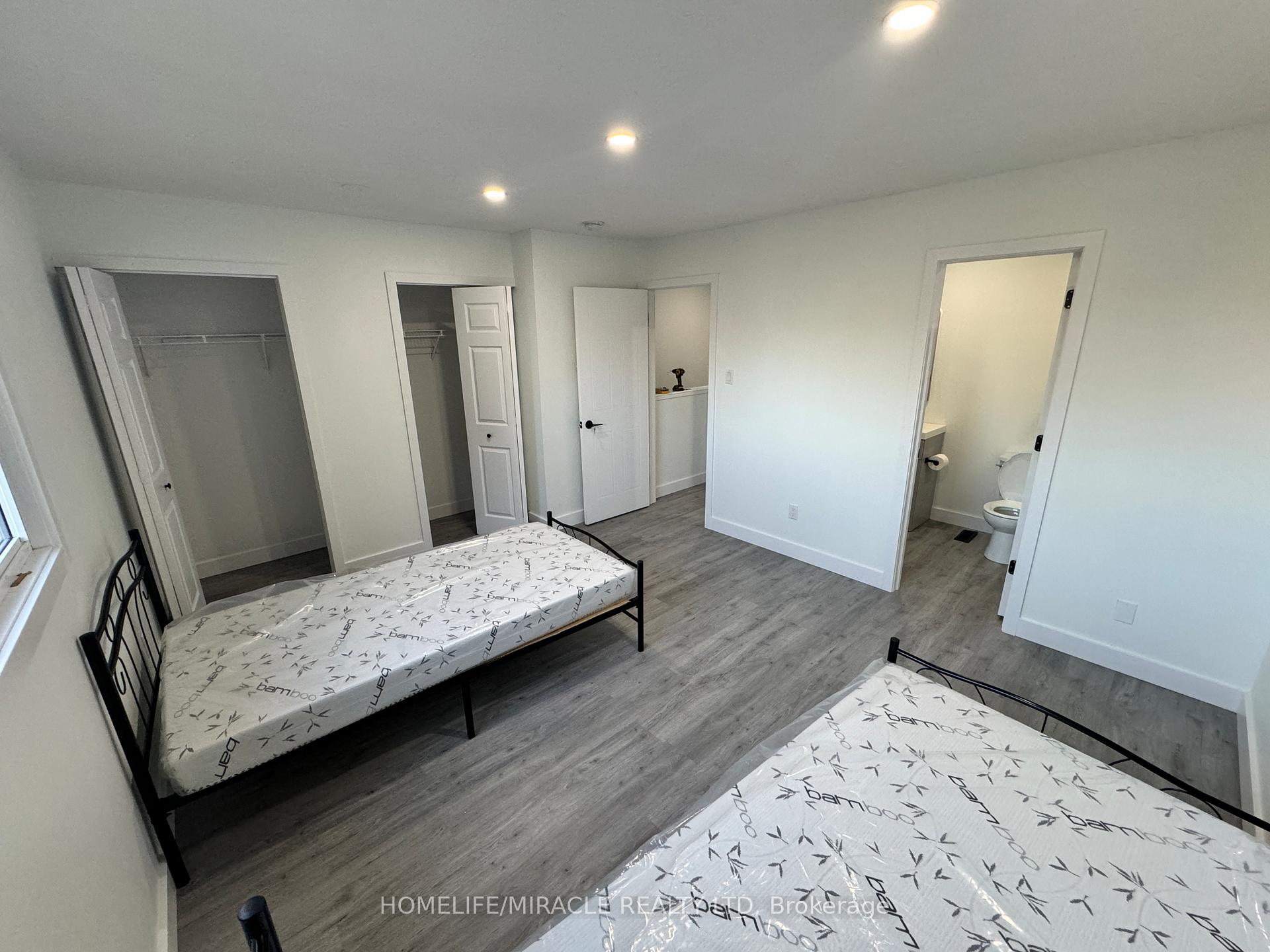 Photo 7 of Unit 17, 1920 Culver Drive, London, East H — HOMEH