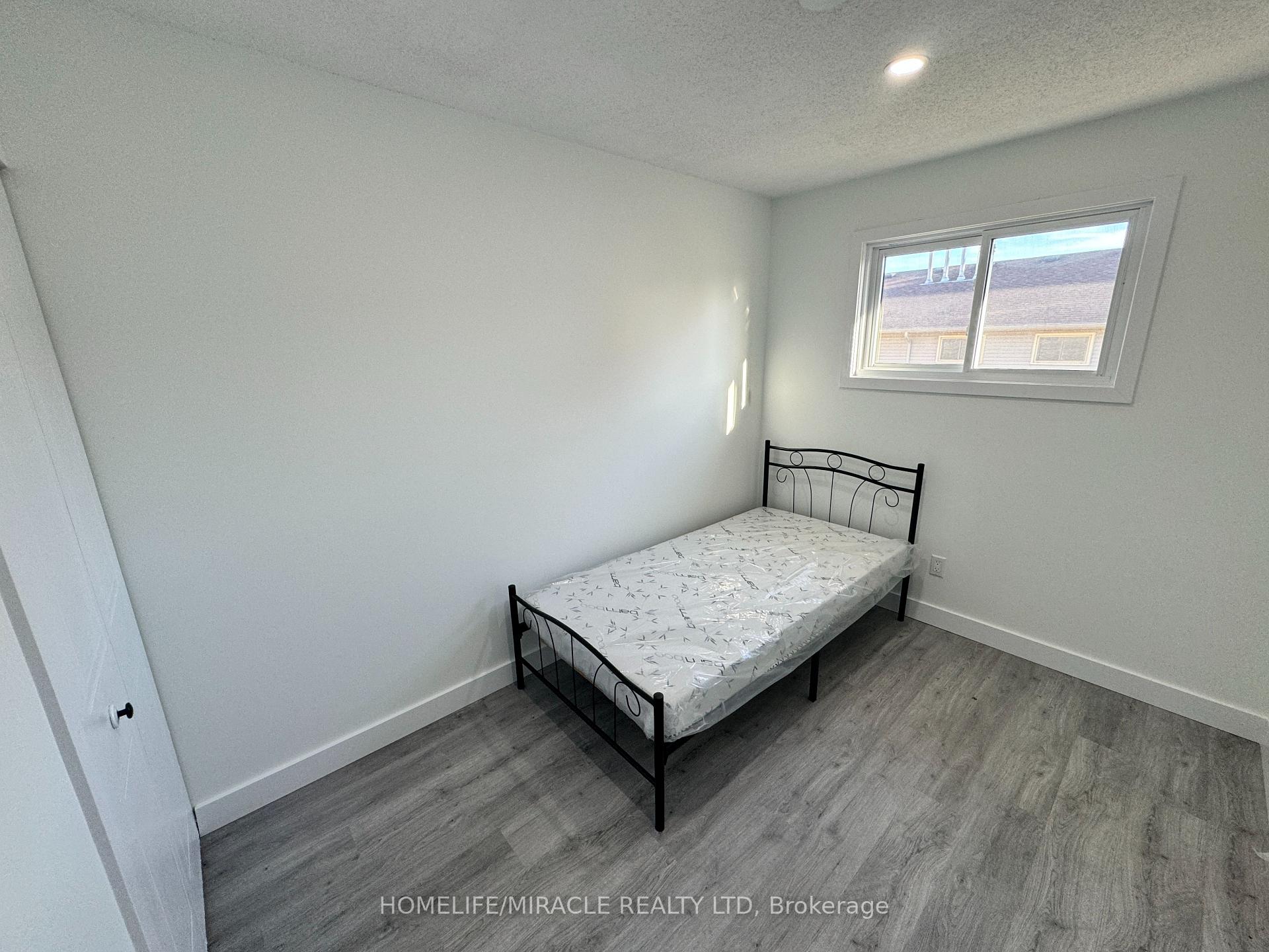 Photo 8 of Unit 17, 1920 Culver Drive, London, East H — HOMEH