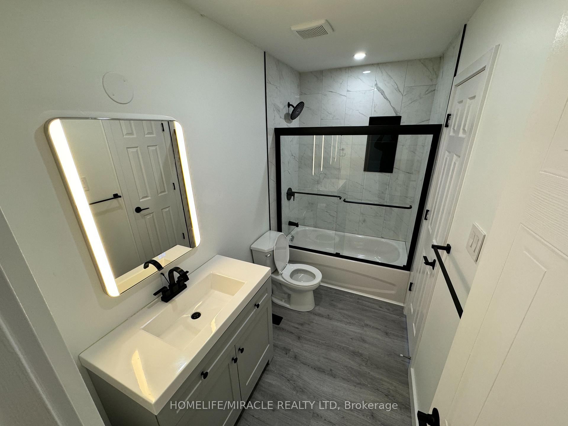 Photo 10 of Unit 17, 1920 Culver Drive, London, East H — HOMEH