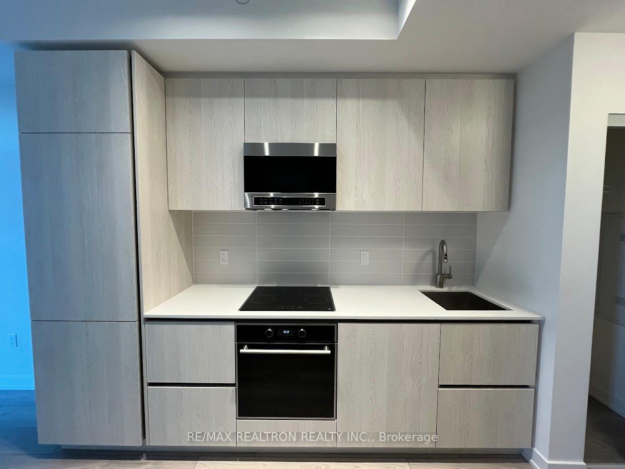 Photo 8 of Unit 1608N, 120 Broadway Avenue, Toronto, Mount Pleasant West — HOMEH