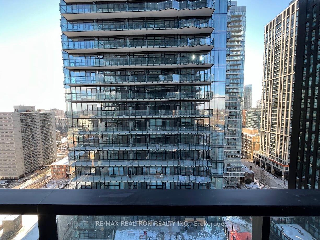 Photo 19 of Unit 1608N, 120 Broadway Avenue, Toronto, Mount Pleasant West — HOMEH