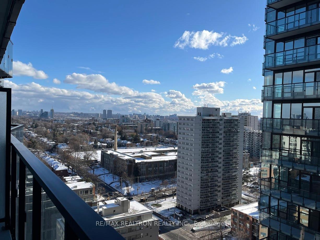 Photo 11 of Unit 1608N, 120 Broadway Avenue, Toronto, Mount Pleasant West — HOMEH