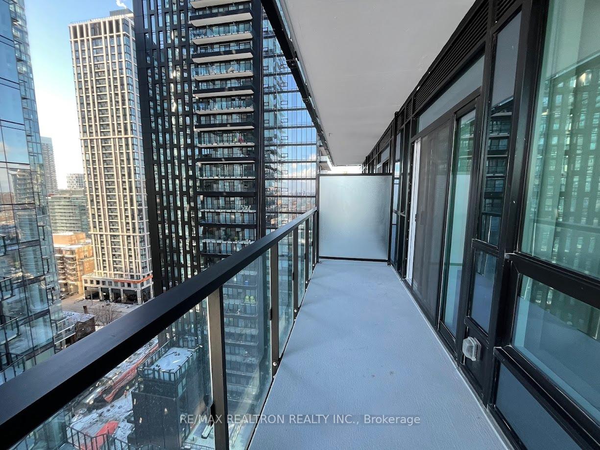 Photo 7 of Unit 1608N, 120 Broadway Avenue, Toronto, Mount Pleasant West — HOMEH
