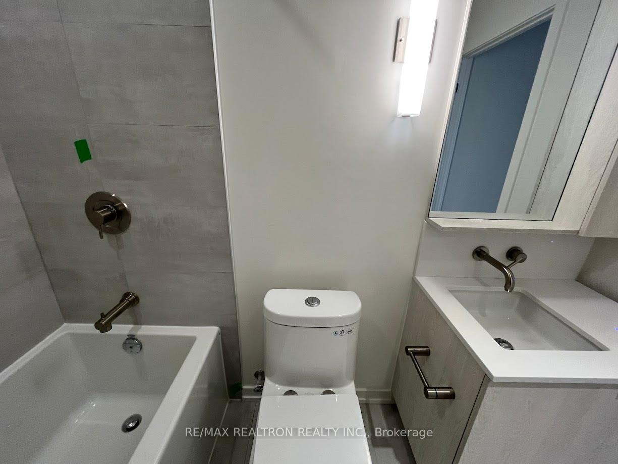 Photo 15 of Unit 1608N, 120 Broadway Avenue, Toronto, Mount Pleasant West — HOMEH