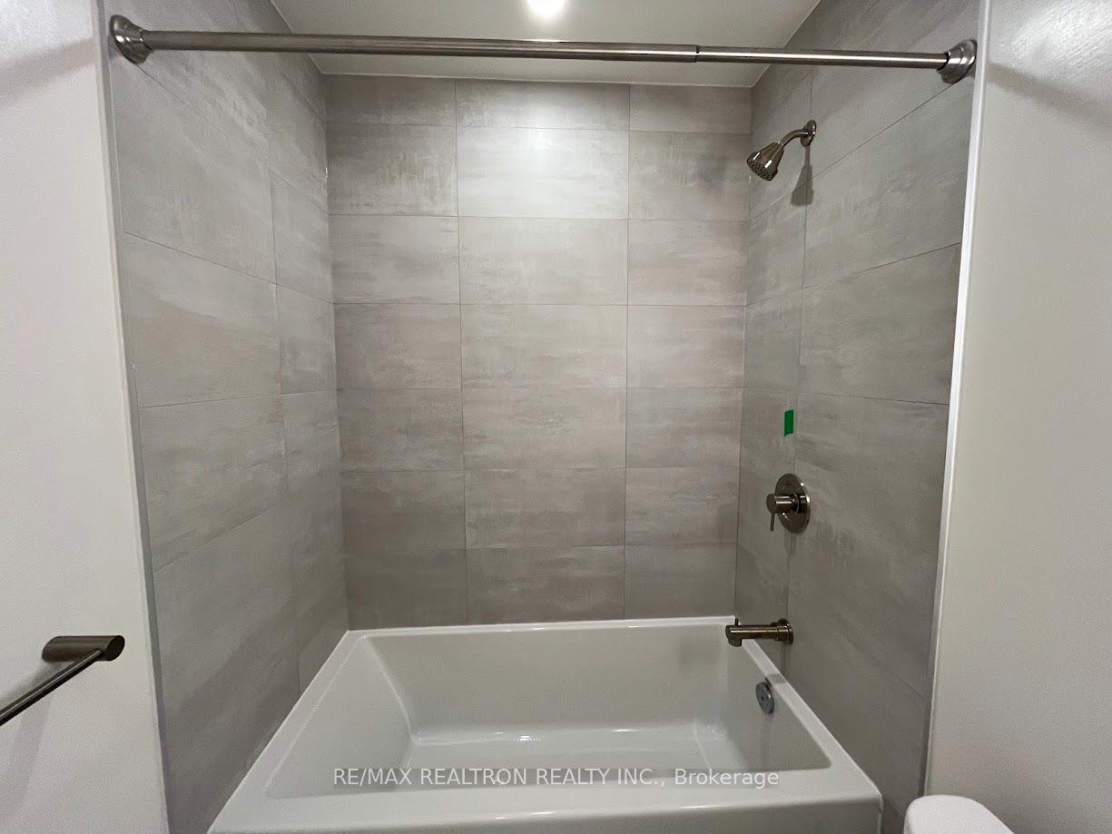 Photo 14 of Unit 1608N, 120 Broadway Avenue, Toronto, Mount Pleasant West — HOMEH