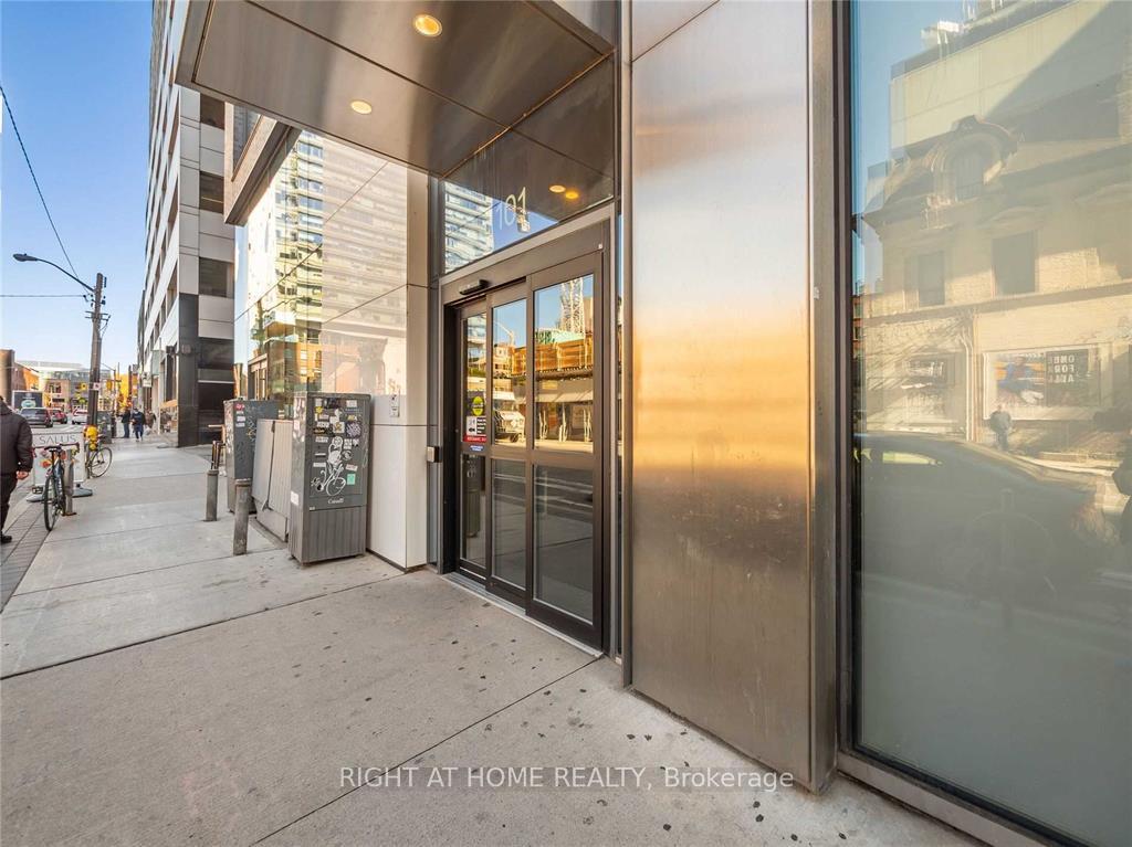 Photo 8 of Unit 407, 101 Peter Street, Toronto, Waterfront Communities — HOMEH