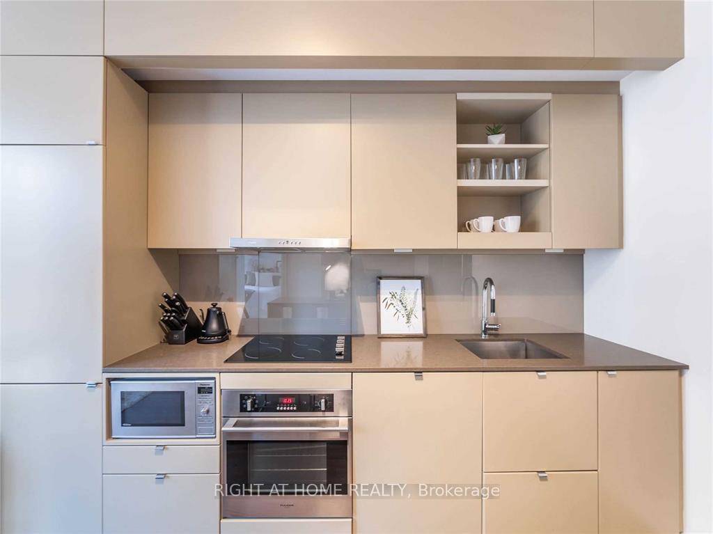 Photo 5 of Unit 407, 101 Peter Street, Toronto, Waterfront Communities — HOMEH