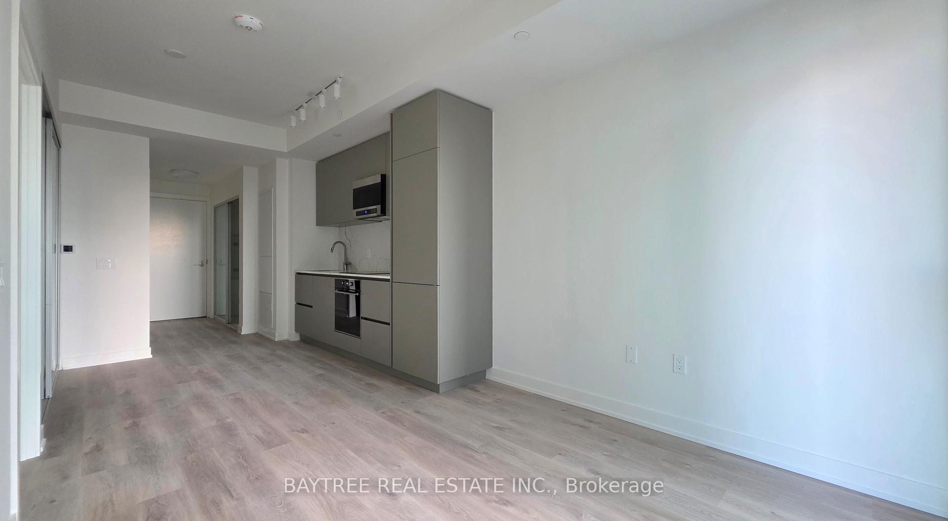 Photo 4 of Unit 2104, 110 Broadway Avenue, Toronto, Mount Pleasant West — HOMEH