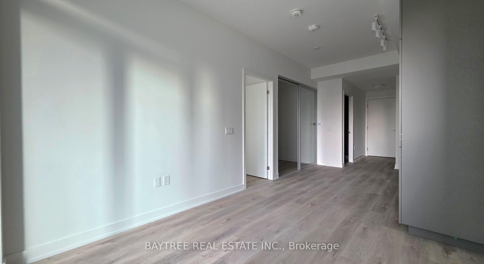 Photo 5 of Unit 2104, 110 Broadway Avenue, Toronto, Mount Pleasant West — HOMEH