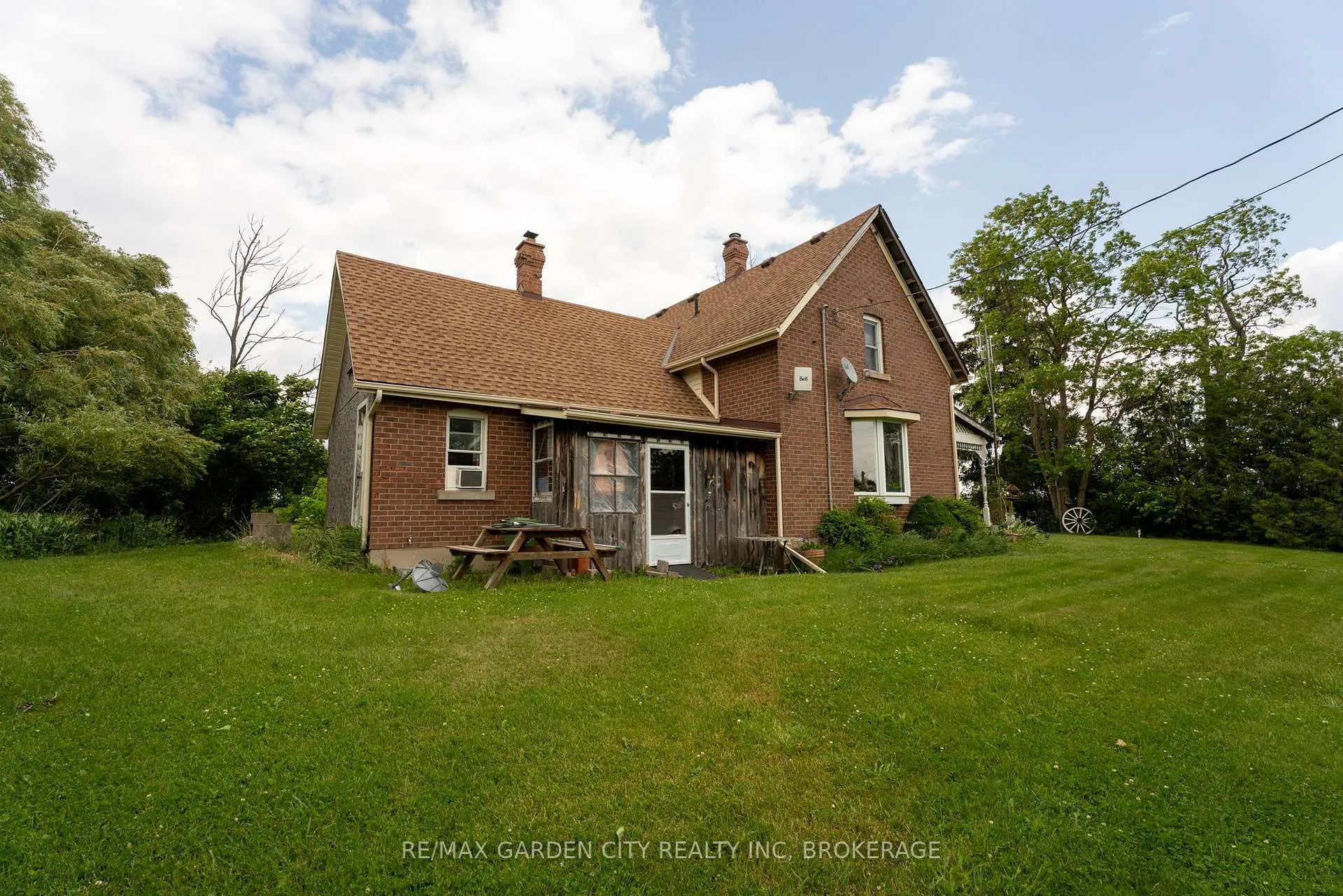 Photo 31 of 339 Eleventh Road E, Hamilton, Rural Stoney Creek — HOMEH