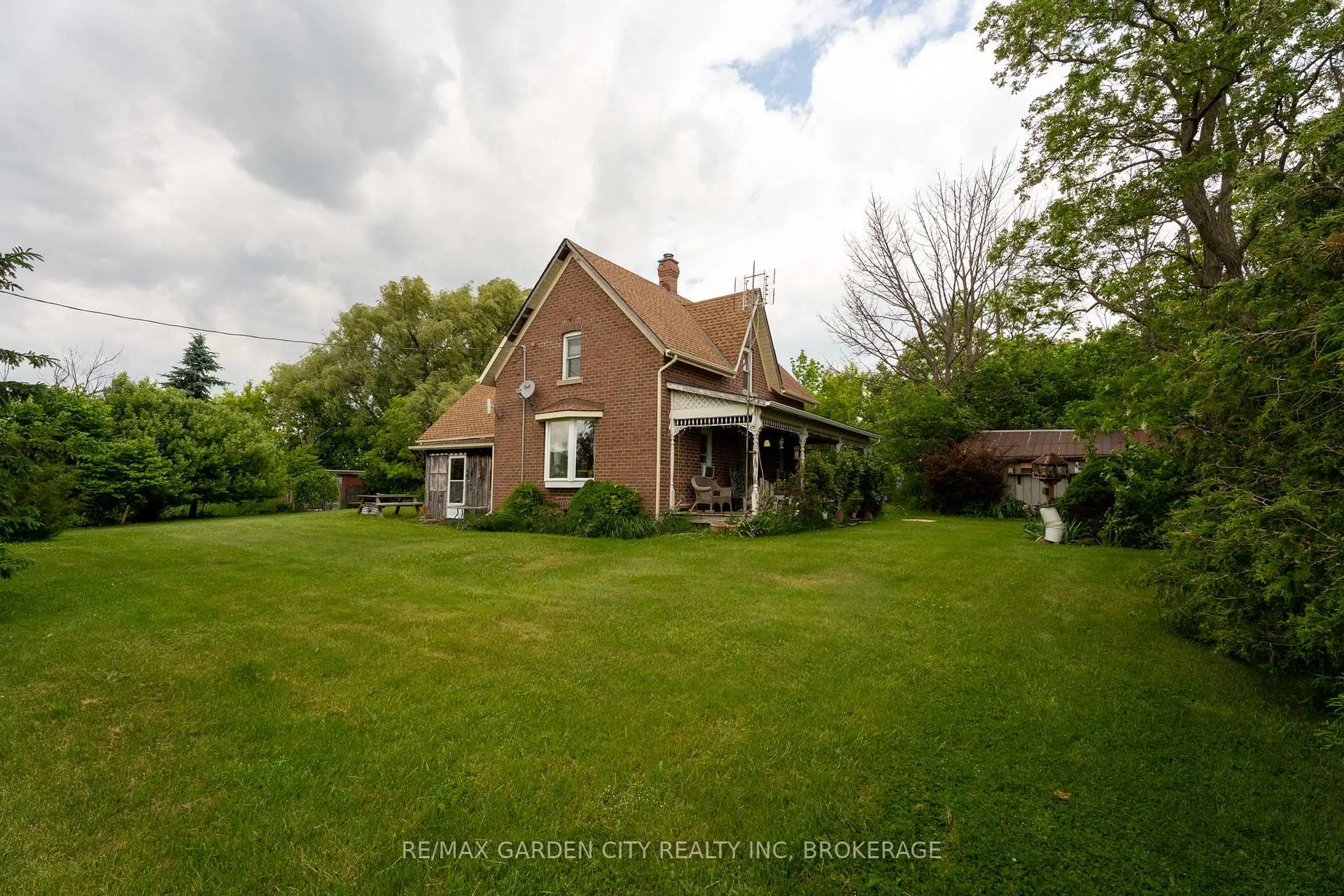 Photo 39 of 339 Eleventh Road E, Hamilton, Rural Stoney Creek — HOMEH