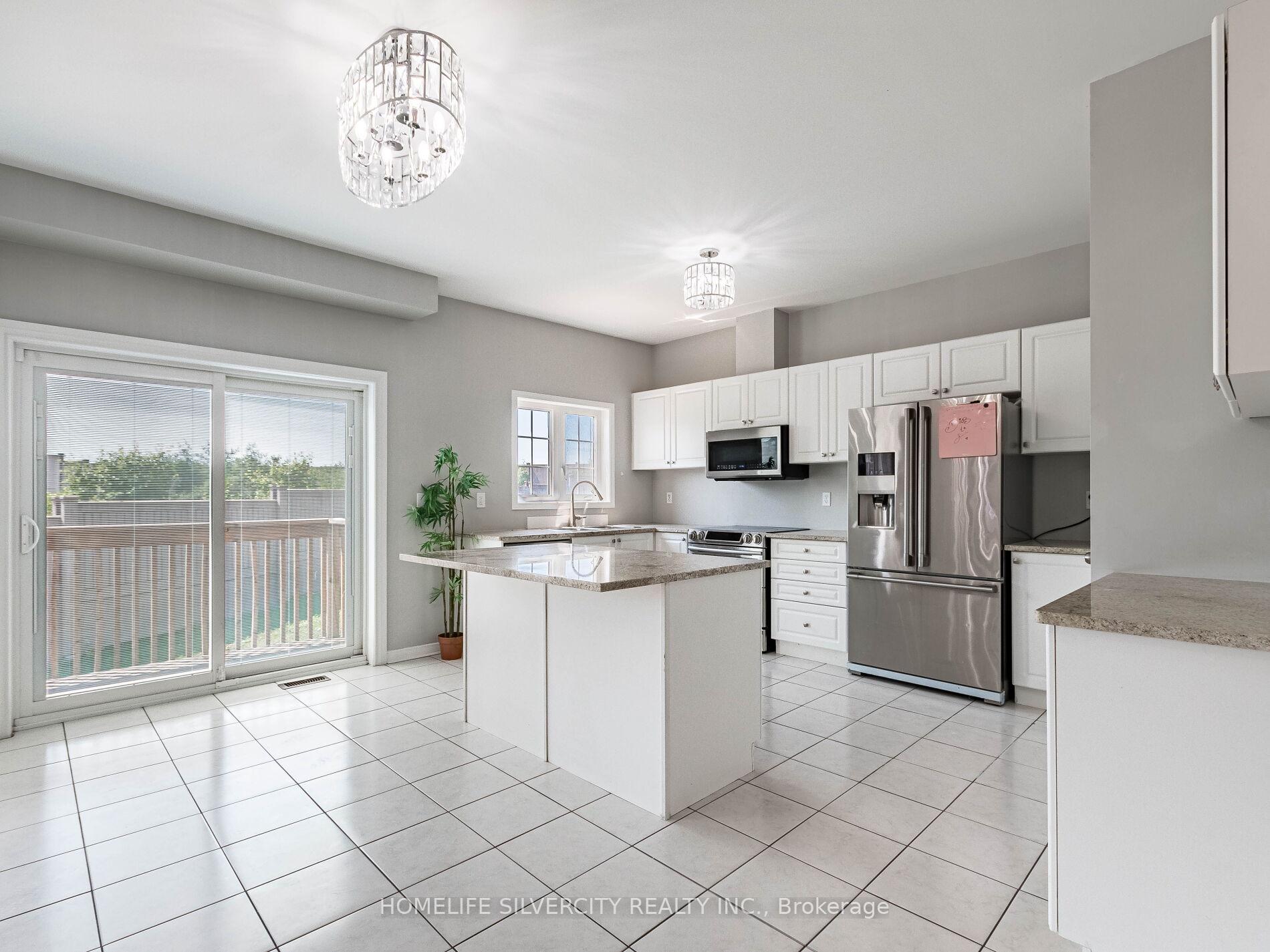 Photo 13 of 42 Cookview Drive, Brampton, Sandringham-Wellington — HOMEH