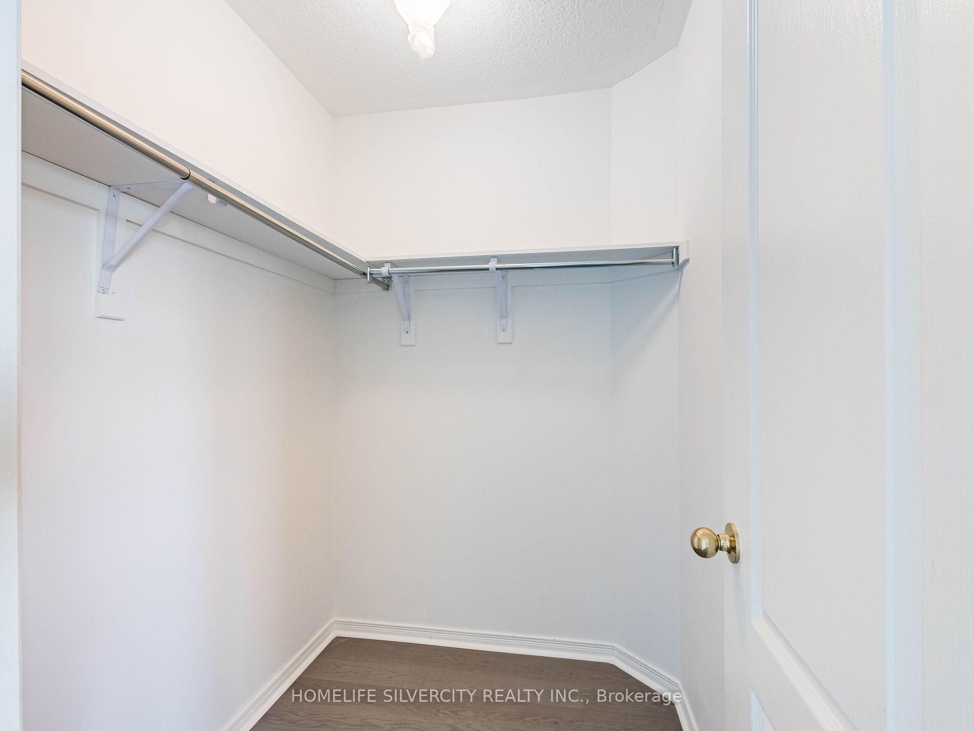 Photo 27 of 42 Cookview Drive, Brampton, Sandringham-Wellington — HOMEH