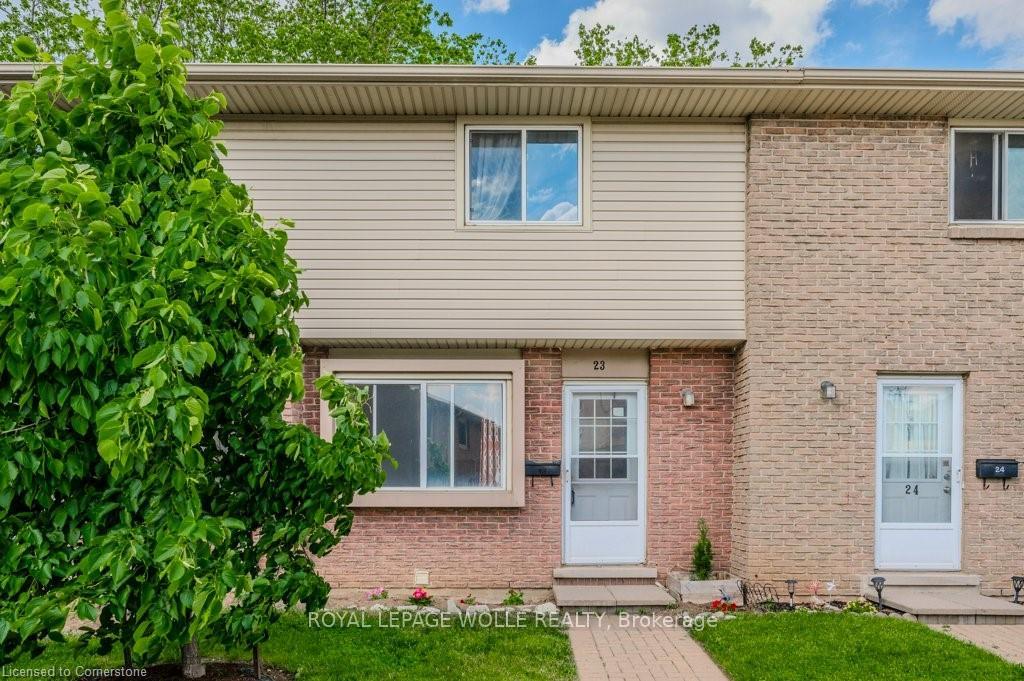 Front of Unit 23, 293 Fairway Road N