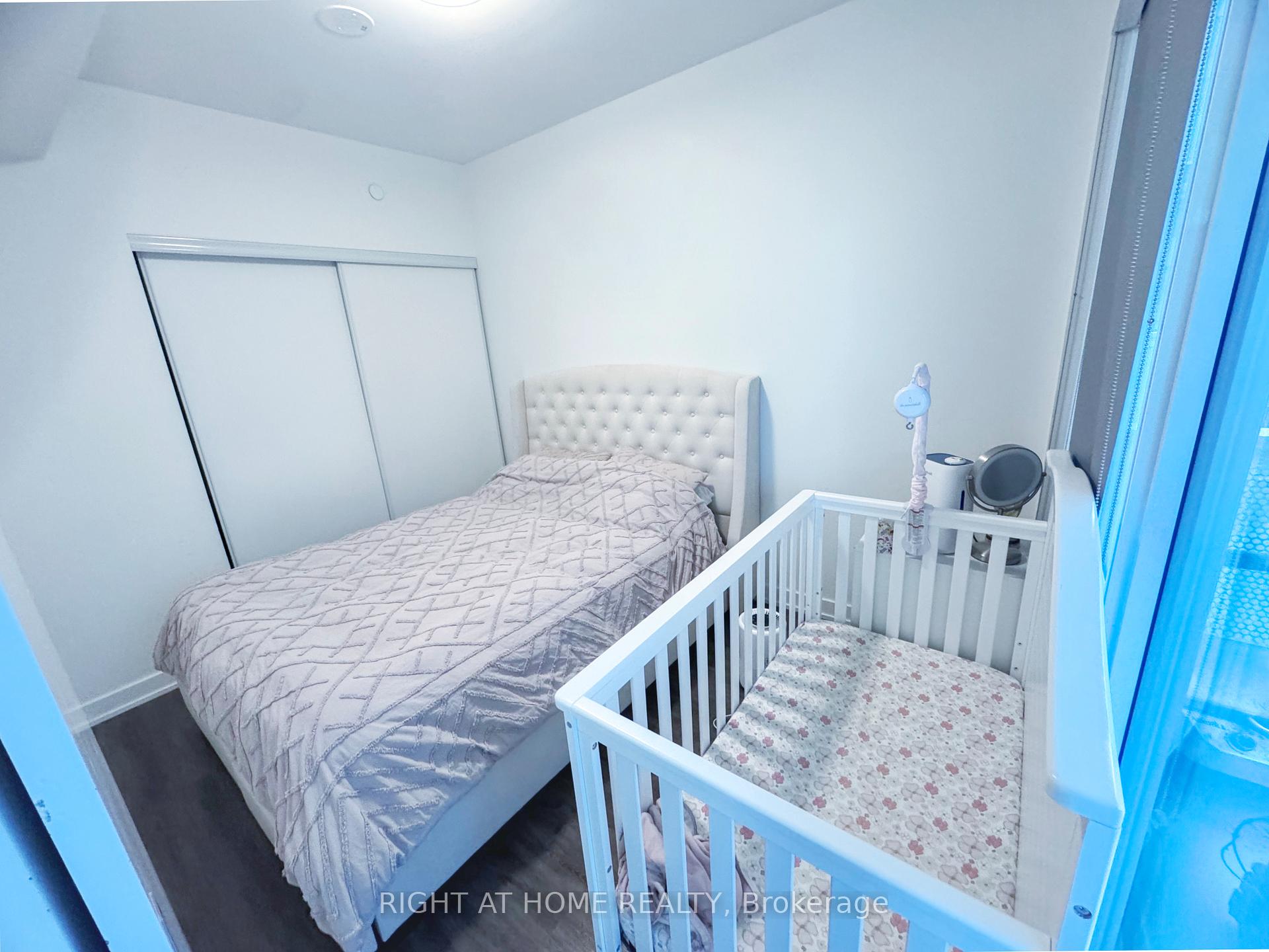 Photo 15 of Unit 808, 15 Queens Quay E, Toronto, Waterfront Communities — HOMEH