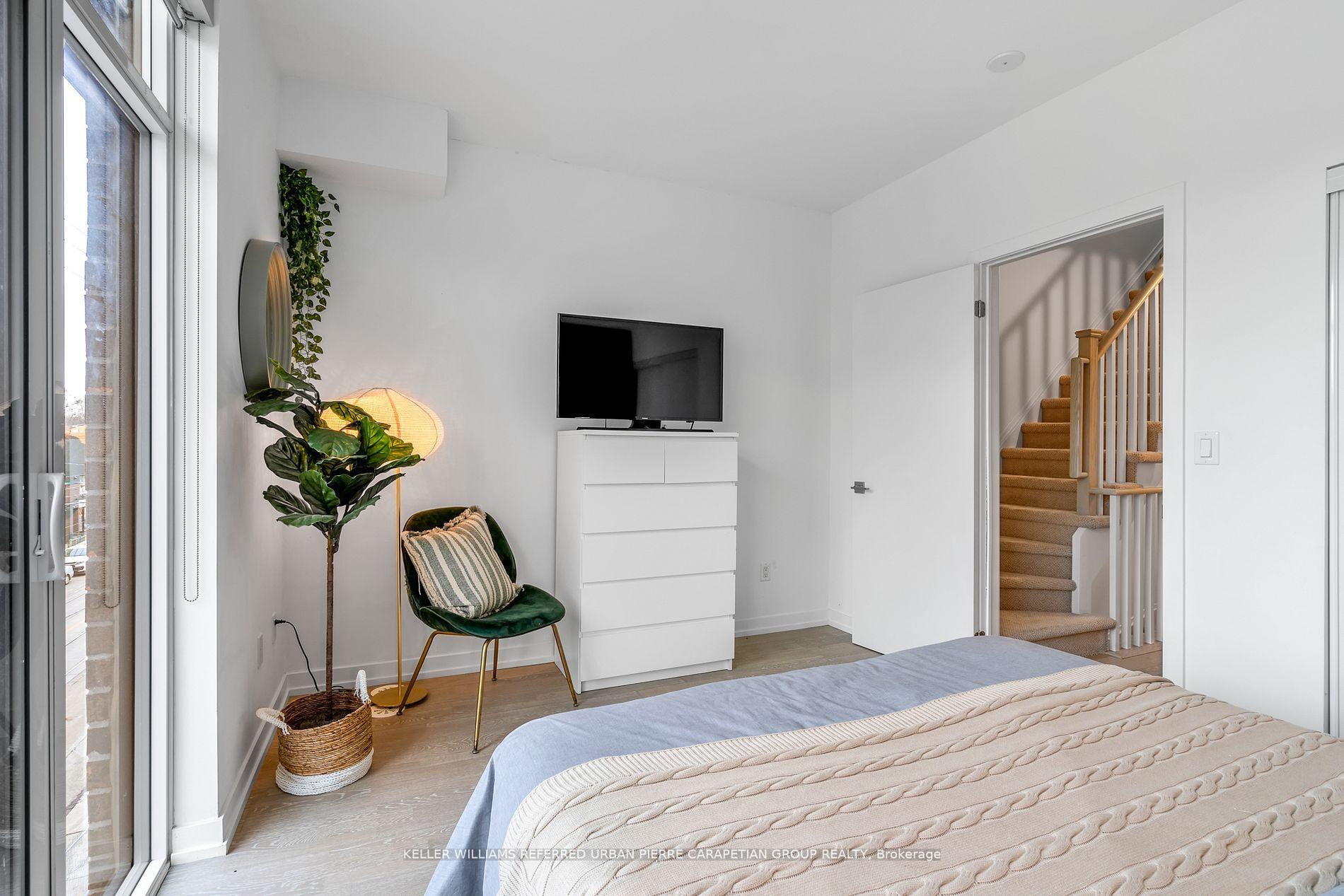Photo 25 of Unit 3, 1331 Gerrard Avenue, Toronto, Greenwood-Coxwell — HOMEH