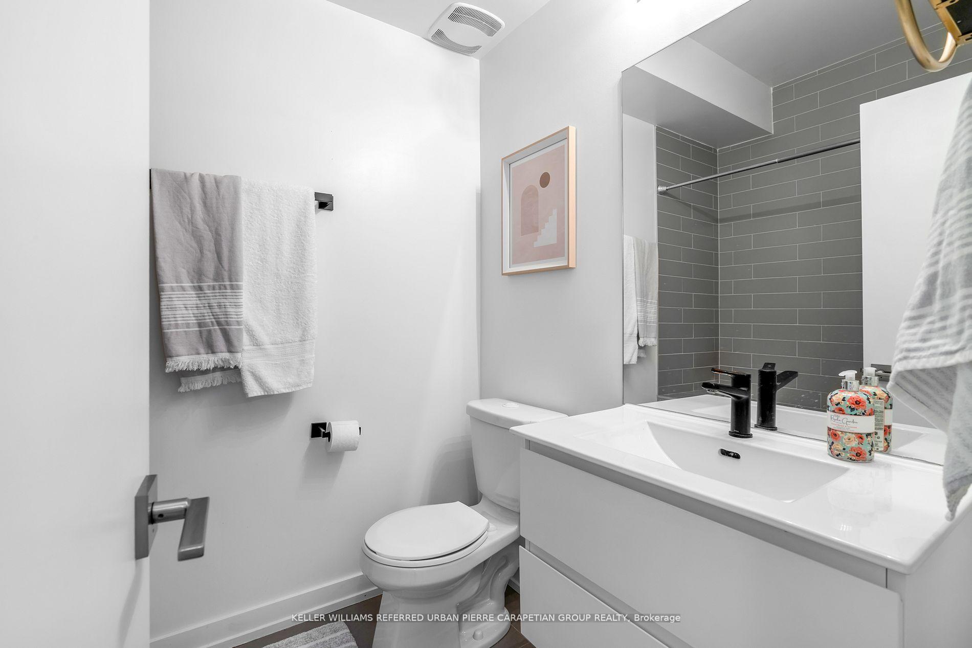 Photo 16 of Unit 3, 1331 Gerrard Avenue, Toronto, Greenwood-Coxwell — HOMEH