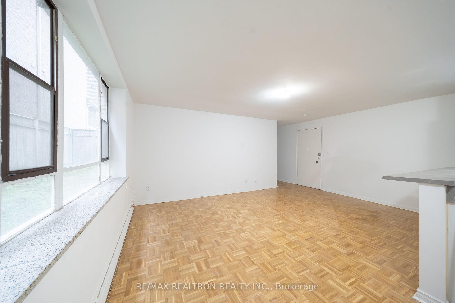Front of Unit 104, 77 Erskine Avenue