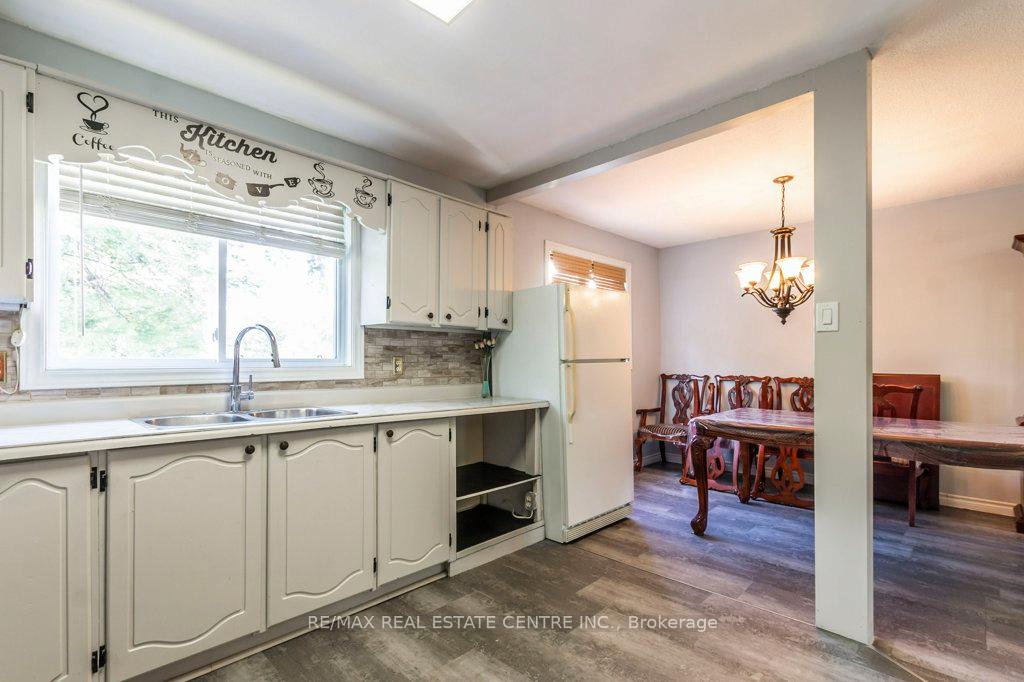 Photo 10 of Unit 63, 60 Elmsdale Drive, Kitchener — HOMEH