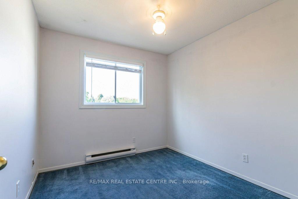Photo 24 of Unit 63, 60 Elmsdale Drive, Kitchener — HOMEH