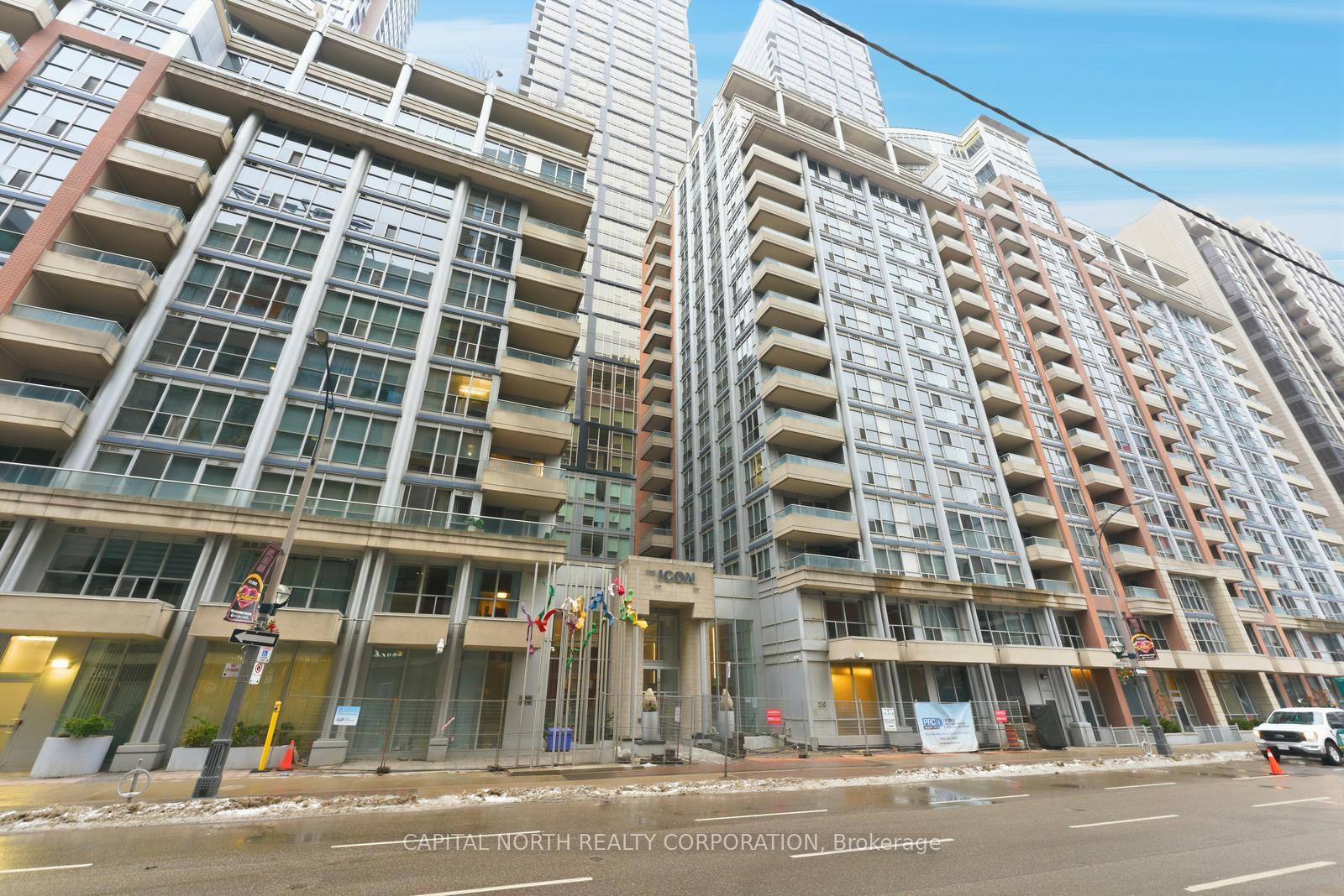 Front of Unit 241, 250 Wellington Street W