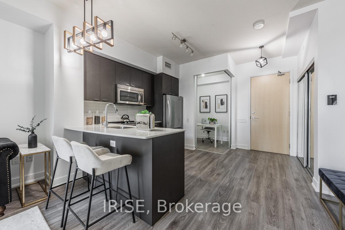 Photo 13 of Unit 610, 30 Roehampton Avenue, Toronto, Mount Pleasant West — HOMEH