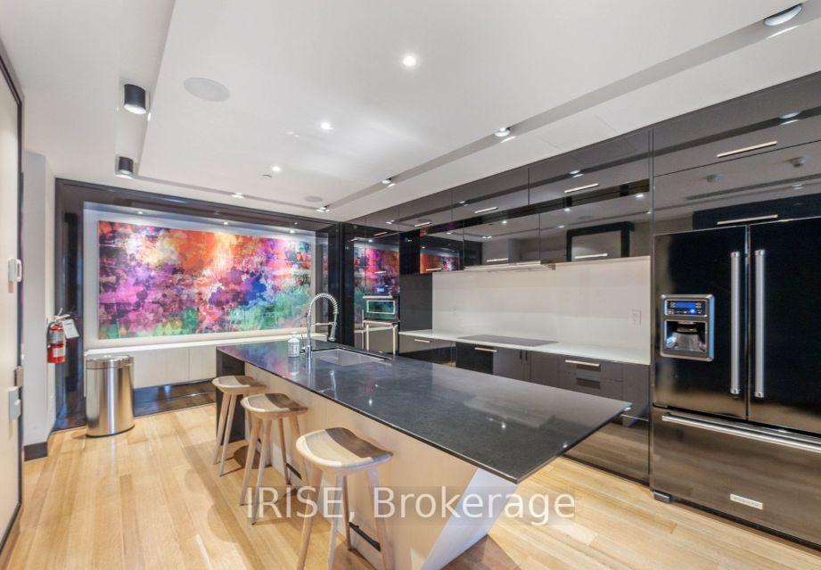 Photo 22 of Unit 610, 30 Roehampton Avenue, Toronto, Mount Pleasant West — HOMEH