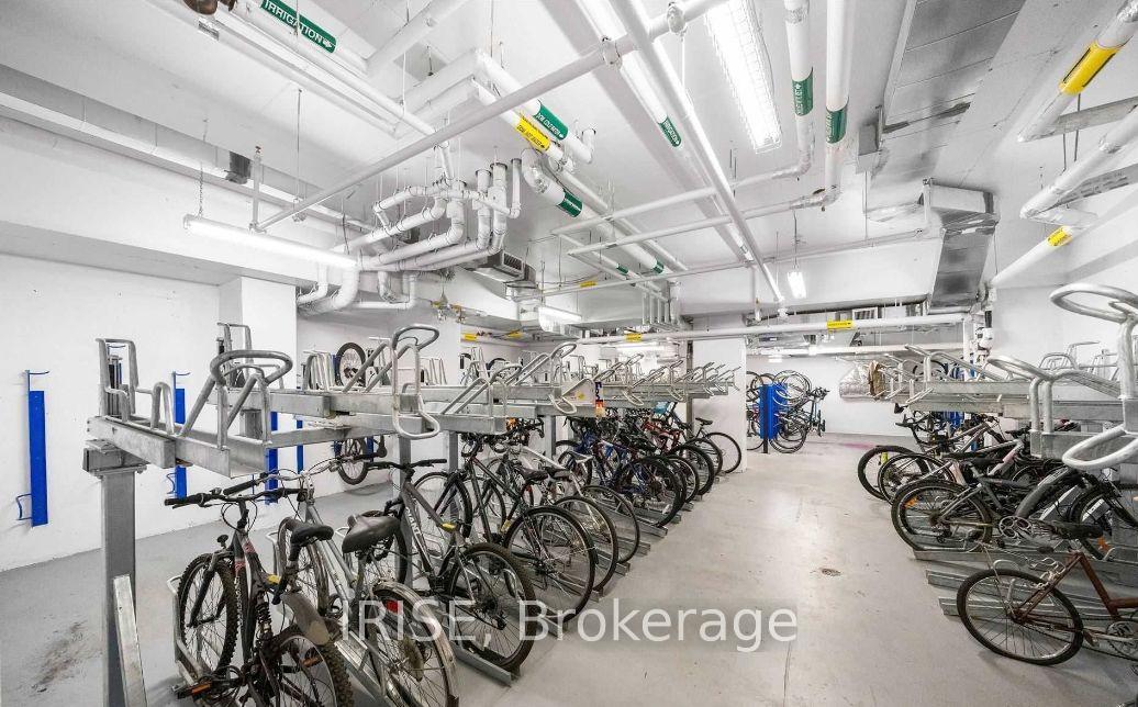 Photo 35 of Unit 610, 30 Roehampton Avenue, Toronto, Mount Pleasant West — HOMEH