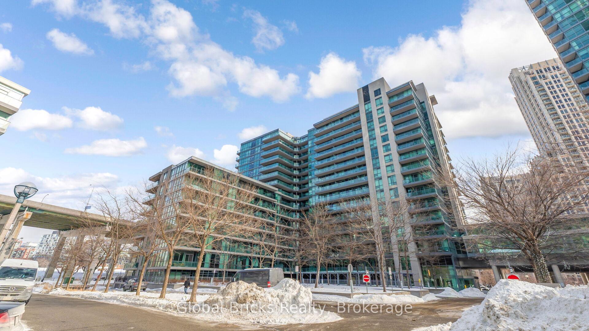 Front of Unit 1257, 209 Fort York Boulevard