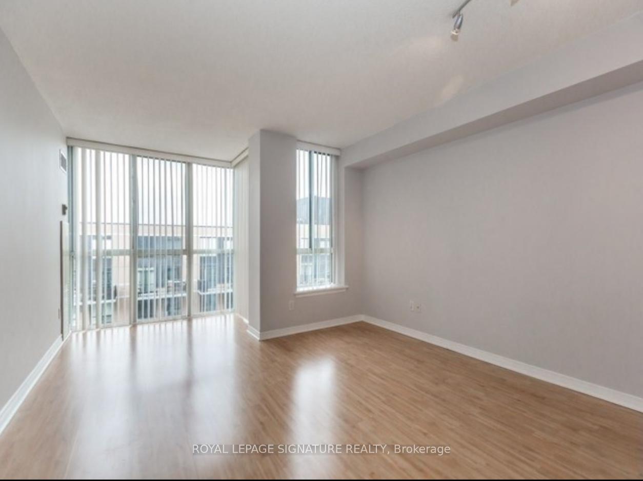 Photo 9 of Unit 914, 801 King Street W, Toronto, Niagara — HOMEH
