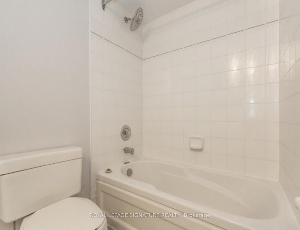 Photo 8 of Unit 914, 801 King Street W, Toronto, Niagara — HOMEH