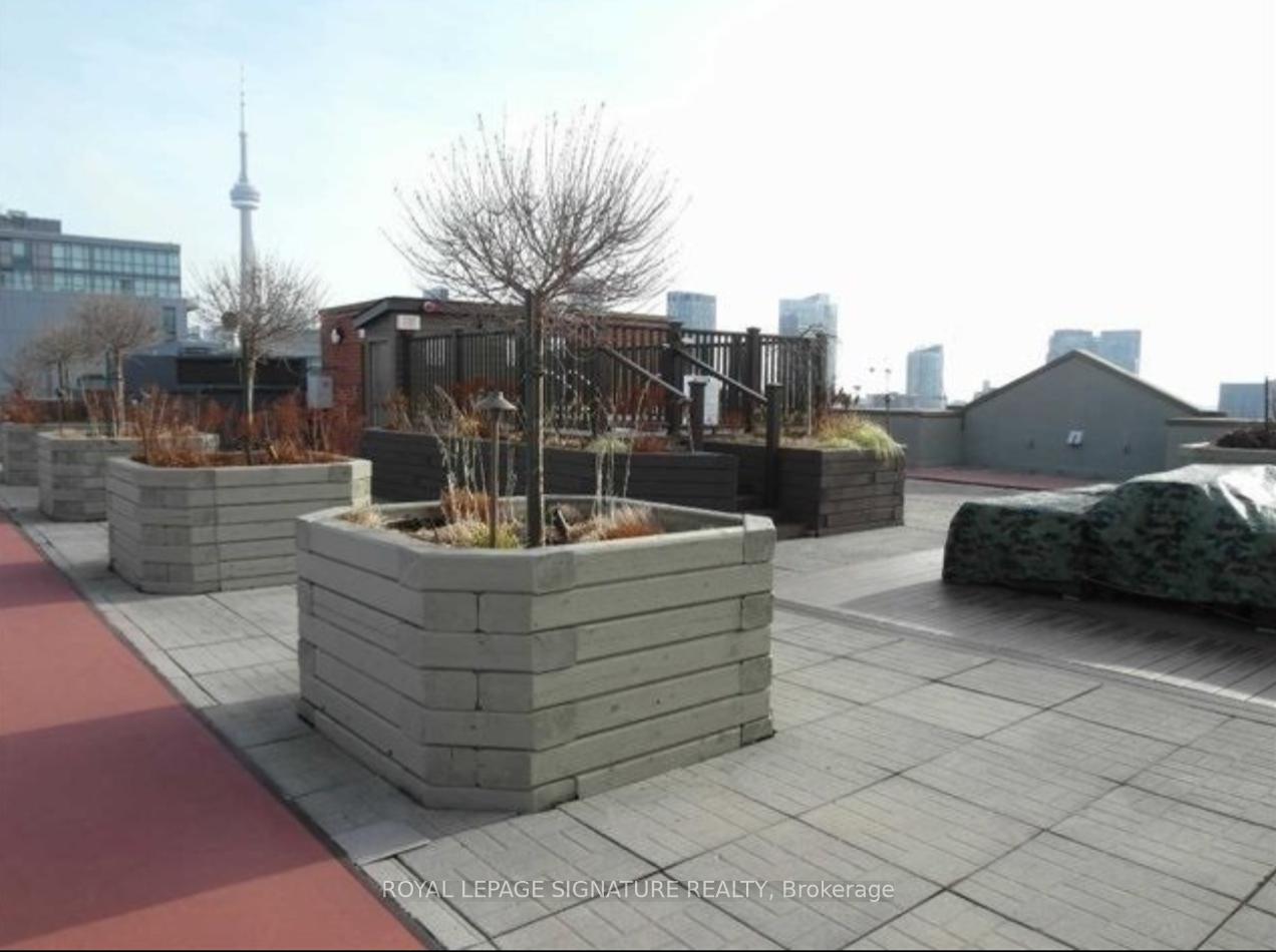 Photo 14 of Unit 914, 801 King Street W, Toronto, Niagara — HOMEH