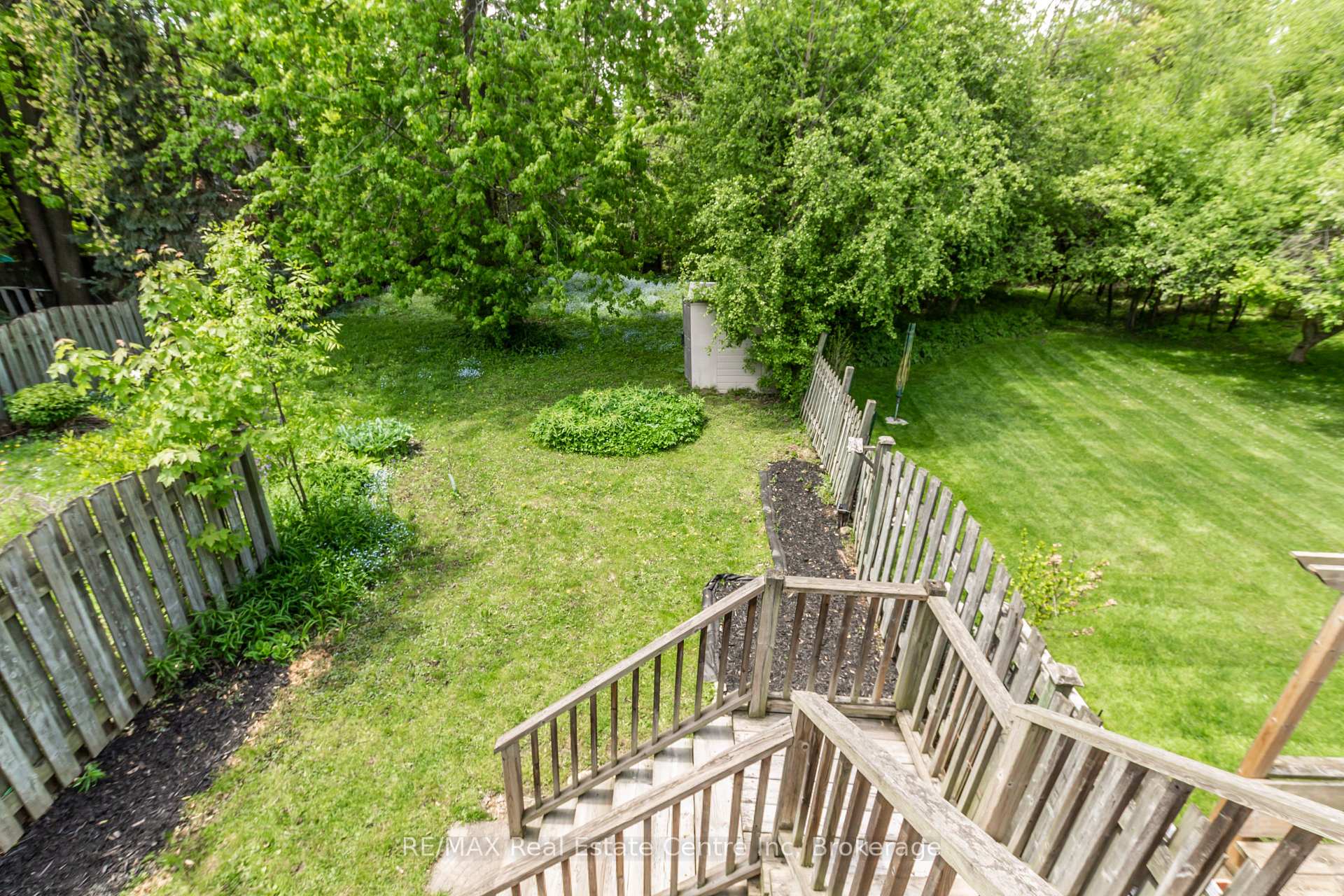 Photo 20 of 61 Grandridge Crescent, Guelph, Willow West/Sugarbush/West Acres — HOMEH