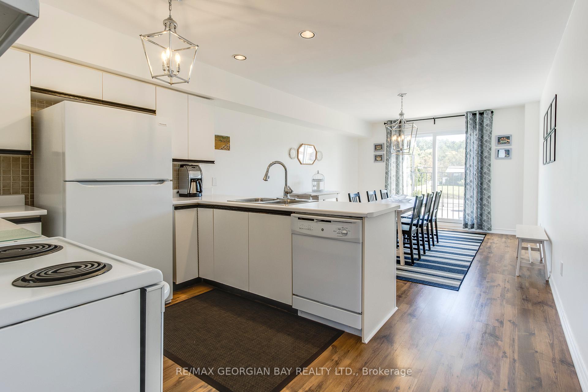 Photo 6 of Unit 8, 1064 Tiny Beaches Road S, Tiny, Rural Tiny — HOMEH