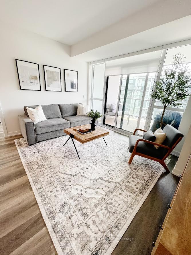 Photo 1 of Unit 320, 415 Sea Ray Avenue, Innisfil, Rural Innisfil — HOMEH