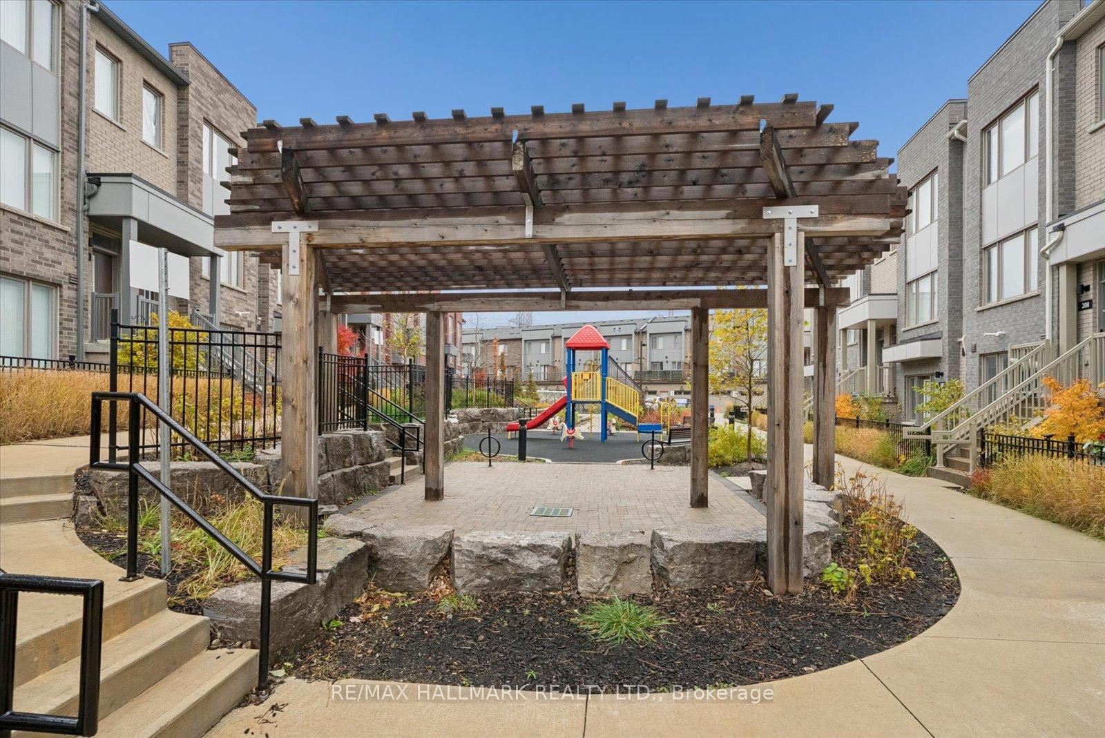 Photo 38 of Unit 803, 1525 Kingston Road, Pickering, Town Centre — HOMEH