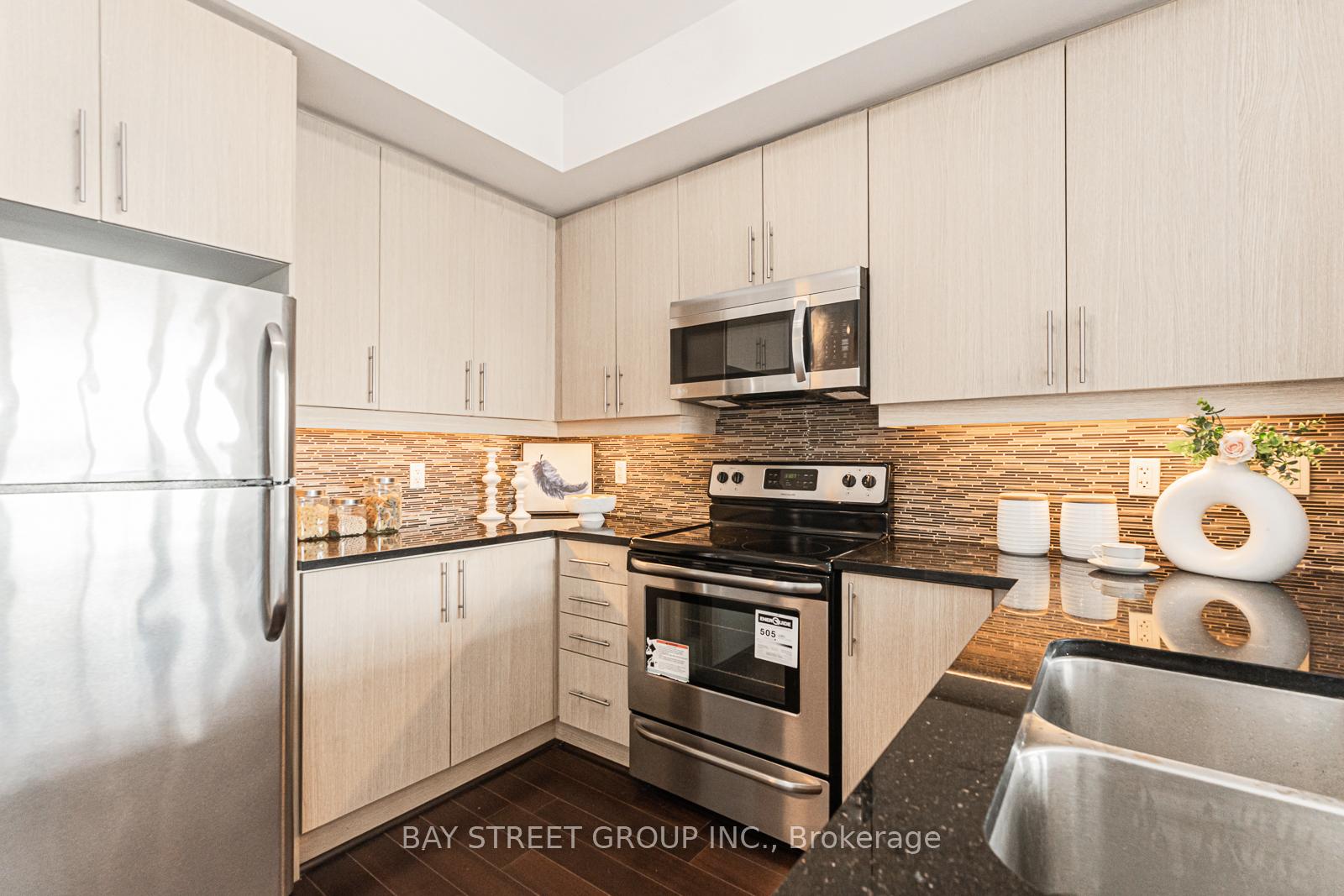 Photo 2 of Unit 921E, 8110 Birchmount Road, Markham, Unionville — HOMEH