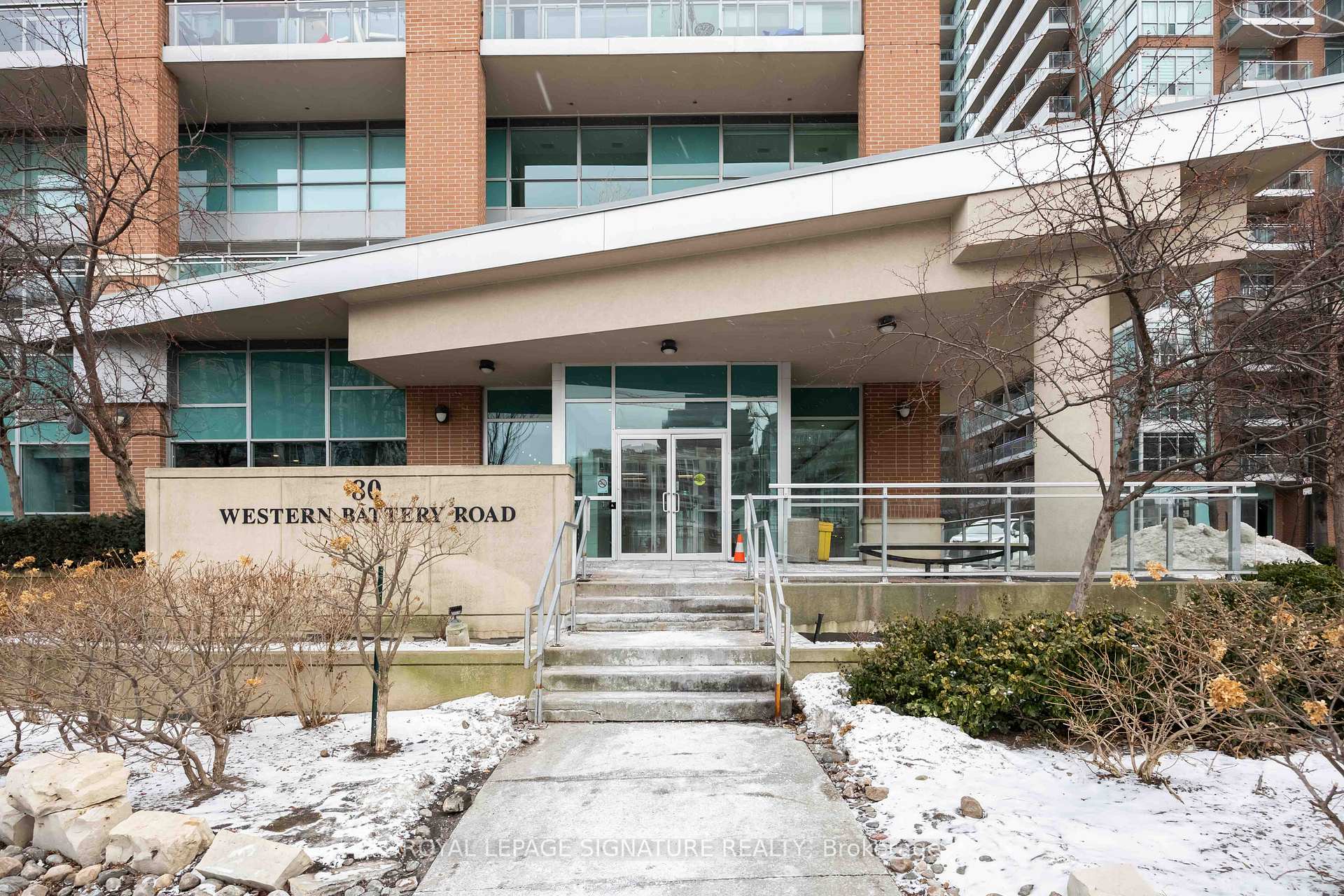 Photo 7 of Unit 416, 80 Western Battery Rd, Toronto, Niagara — HOMEH