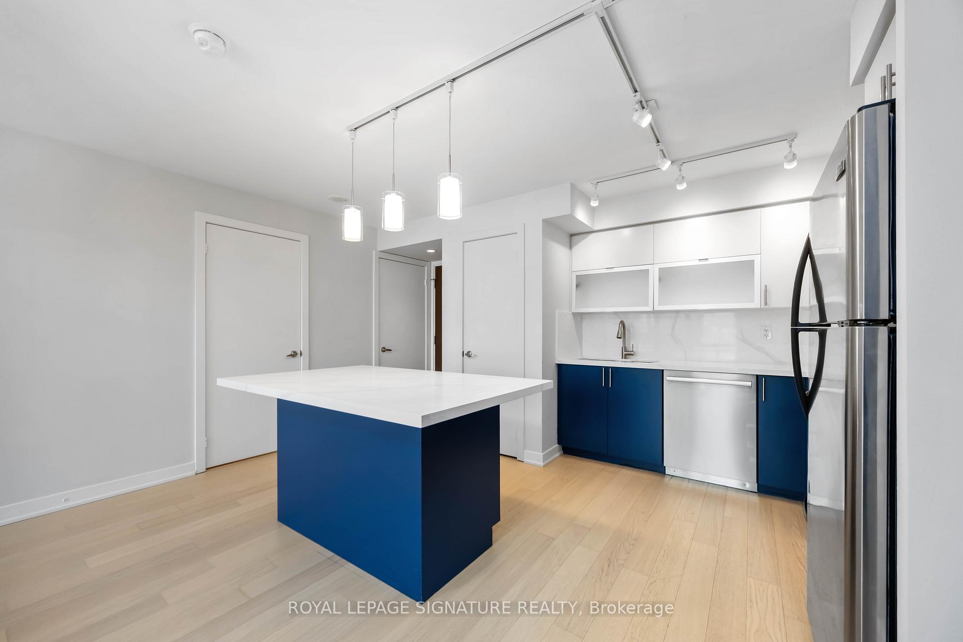 Photo 3 of Unit 416, 80 Western Battery Rd, Toronto, Niagara — HOMEH